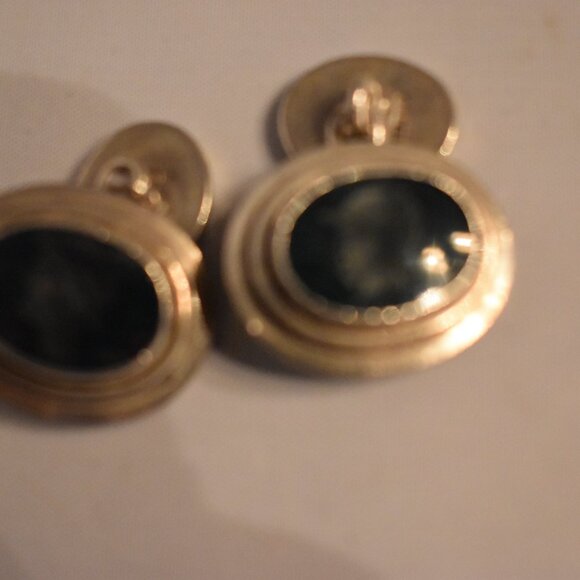 Pair of Sterling Silver and Bloodstone Intaglio Cufflinks – Jewelers Tag ($650) - Picture 8 of 10